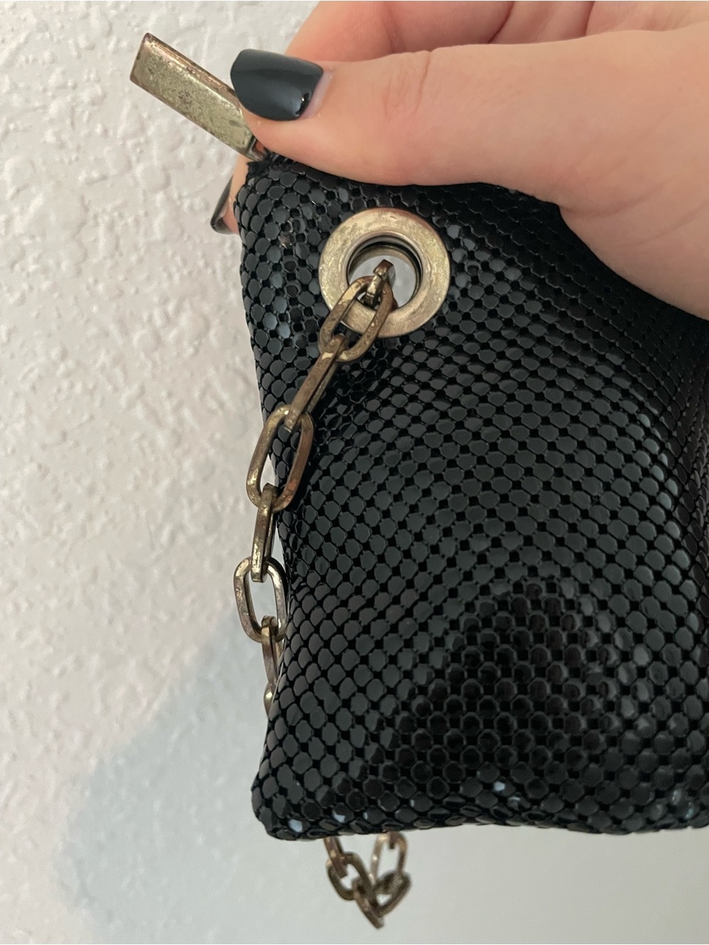 Chain Wristlet Evening Clutch | Black - Picture 7 of 10